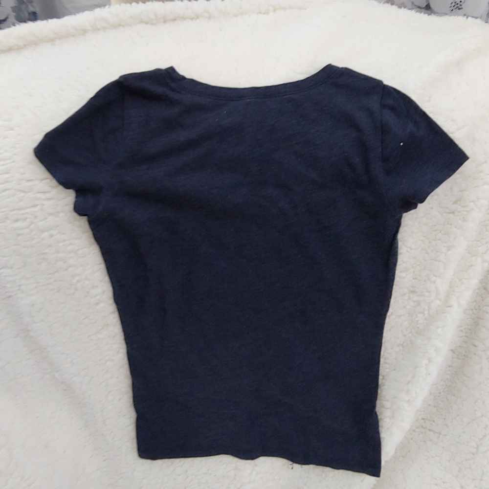 T-Shirt - Picture 2 of 2